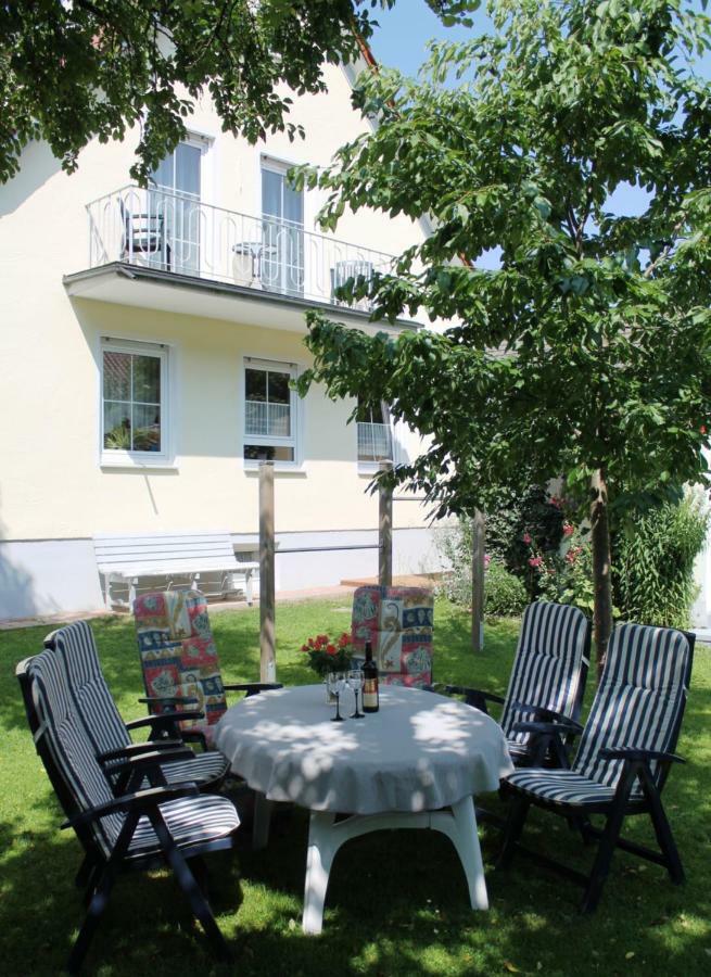 Pension Waldblick Illertissen Exteriör bild